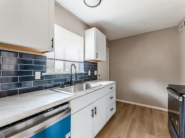 Building Photo - 1735 R Avenue