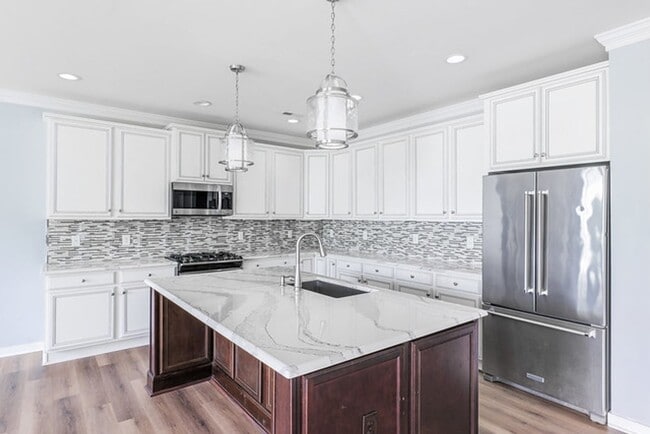 Building Photo - 17604 Wynstone Park Ln