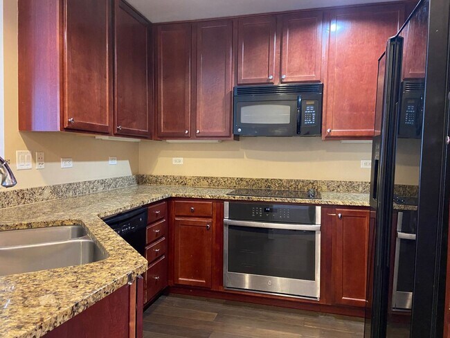 Building Photo - 285 Centennial Olympic Park Dr NW