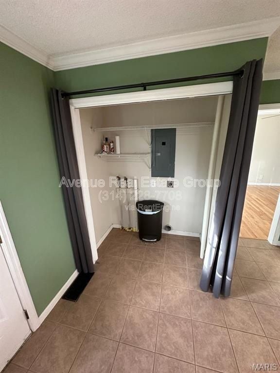 Building Photo - 908 Center Ct