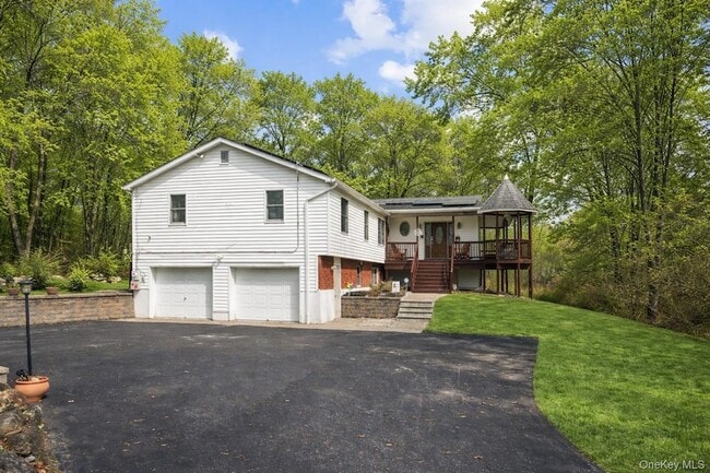 Building Photo - 10 Vernon Dr