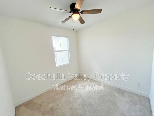 Building Photo - 76279 Cambridge Dr