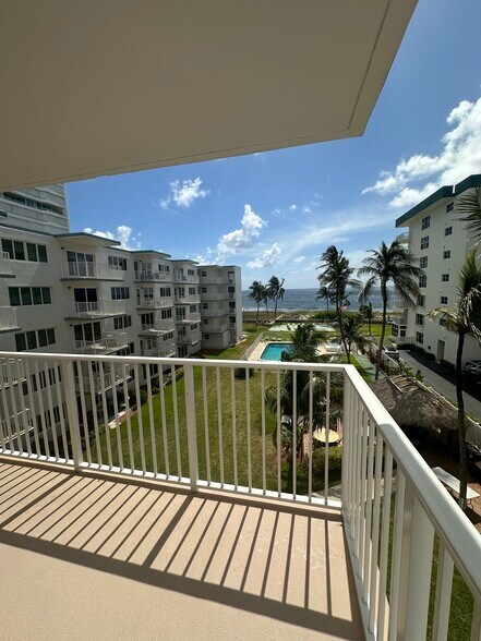 Building Photo - 1750 S Ocean Blvd
