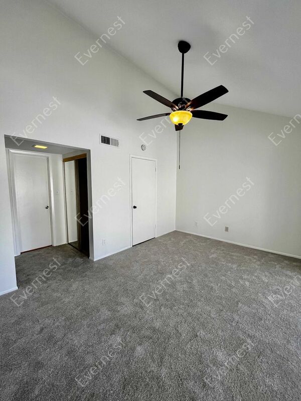 Building Photo - 4573 N O'Connor Rd