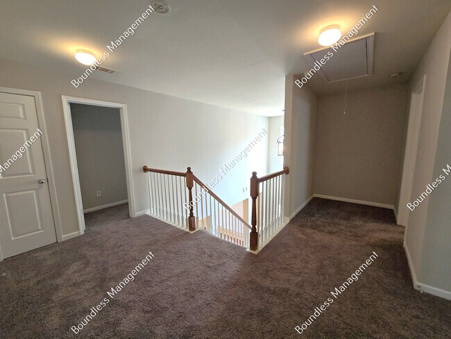 Building Photo - 2159 Somerset Pl SE