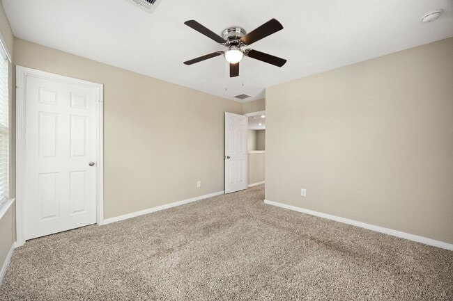 Building Photo - 14626 Lofty Cedar Dr
