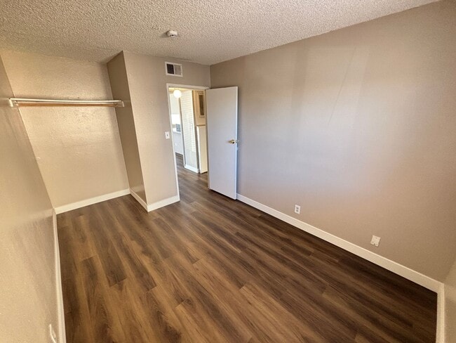 Building Photo - 155 Westminster Way