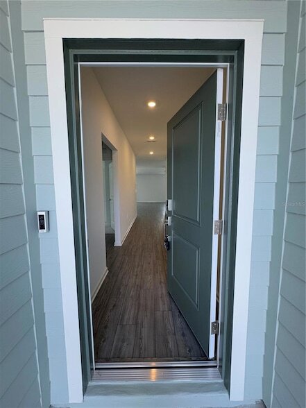 Building Photo - 4612 SW 83rd Lp