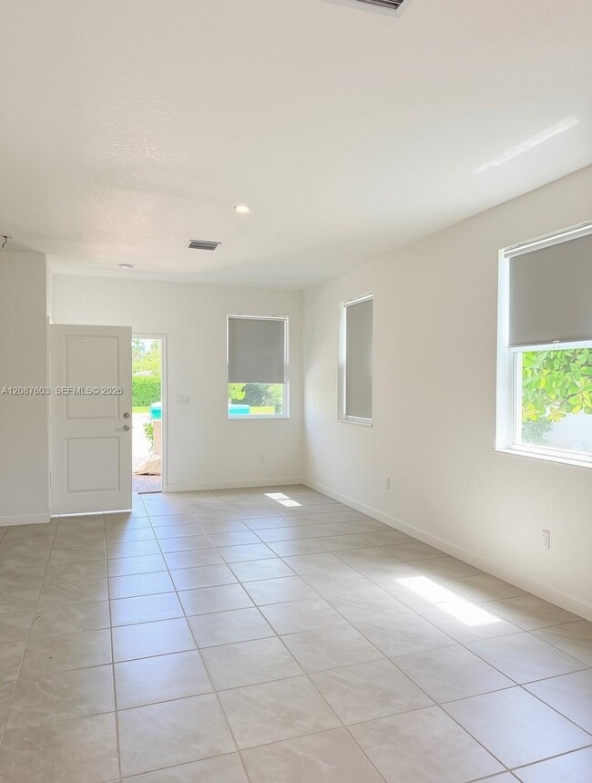 Building Photo - 12570 NW 22nd Pl