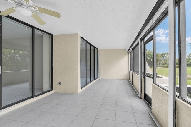 Building Photo - 6620 Boca Del Mar Dr