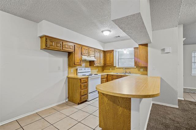 Building Photo - 135 Prairie Creek Cir