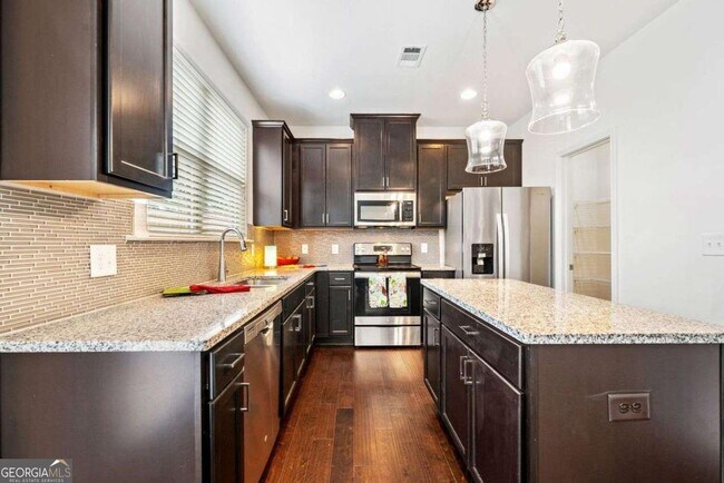 Building Photo - 7822 Canterbury Ct