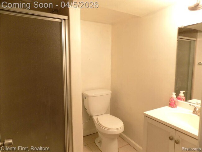 Building Photo - 39417 Cather St