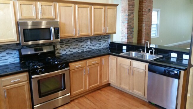 Building Photo - Enormous South Side renovation. Huge Open ...