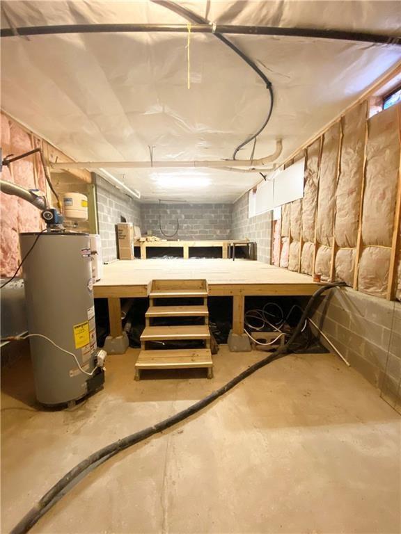 Building Photo - 1806 NW Mustang Ave