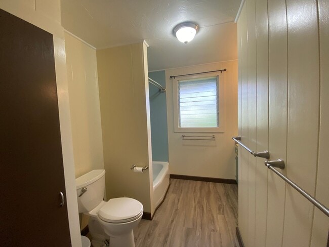 Building Photo - Hakalau