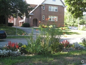 Exterior - Kingman Gardens