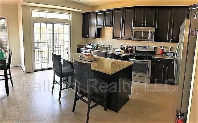 Building Photo - 3930 Liesfield Place