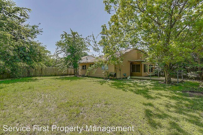 Building Photo - 2 br, 1 bath House - 19458 Cypress Arbor Dr