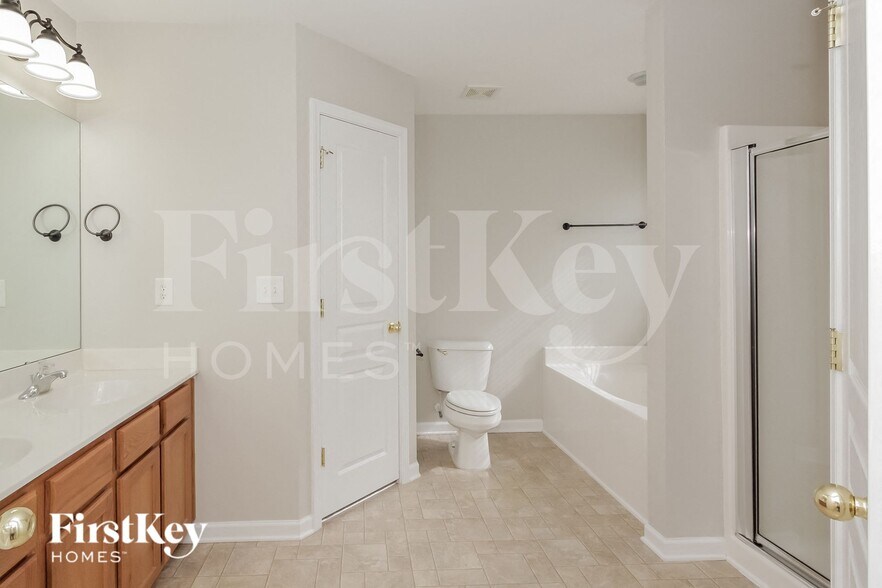 Building Photo - 109 Egerton Dr