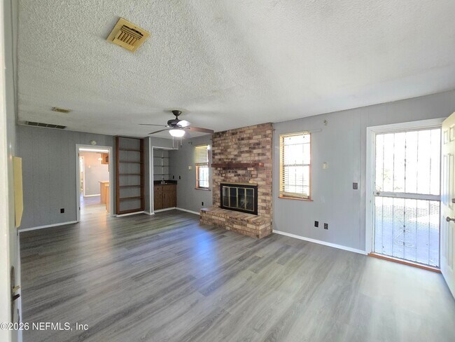 Building Photo - 5639 Sophist Cir N