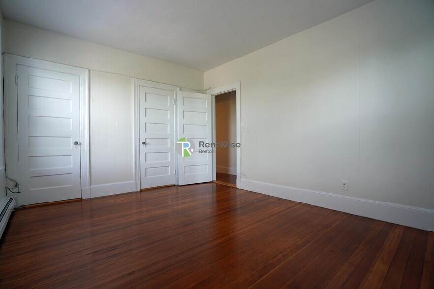 Building Photo - 1 Ashford Ct