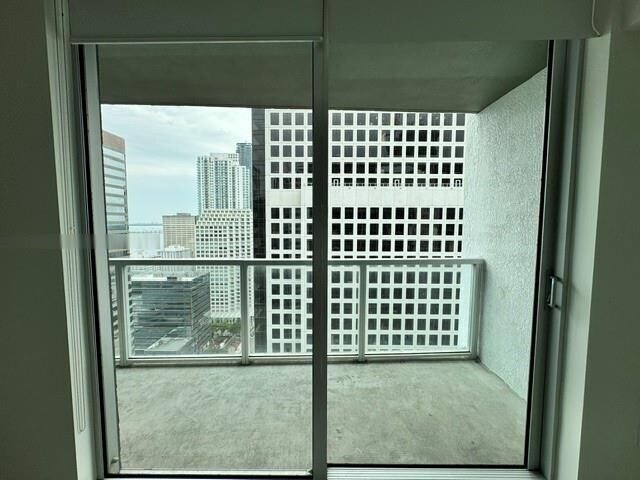 Building Photo - 500 Brickell Ave