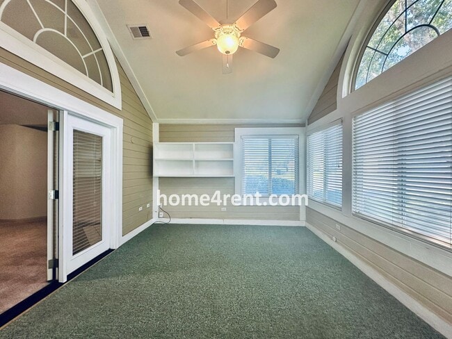 Building Photo - Maintenance FREE, Ranch Style Townhome w/ ...