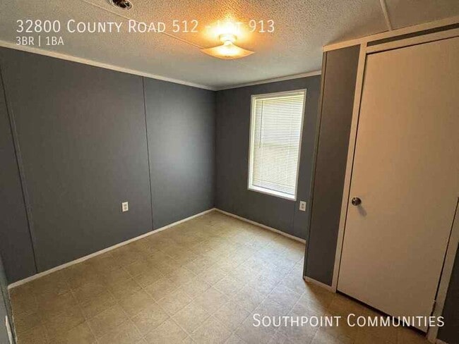 Building Photo - 32800 Co Rd 512