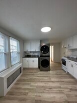 Building Photo - 48 Liberty St