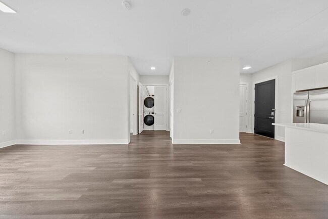 Building Photo - 121 34th St