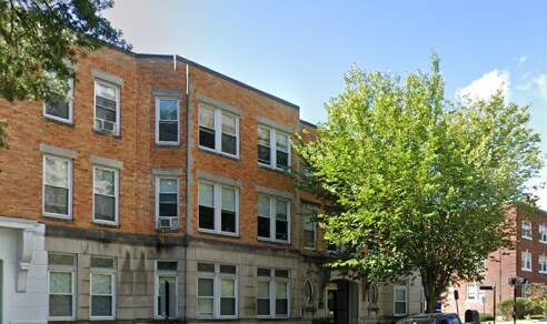 Building Photo - 1533 Beacon St