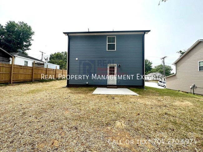 Building Photo - 310 Glenn Ave
