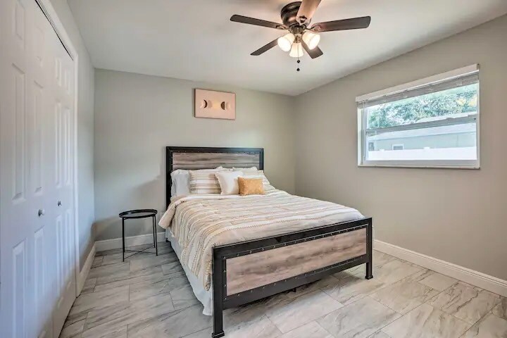 Building Photo - 2 Booth Blvd