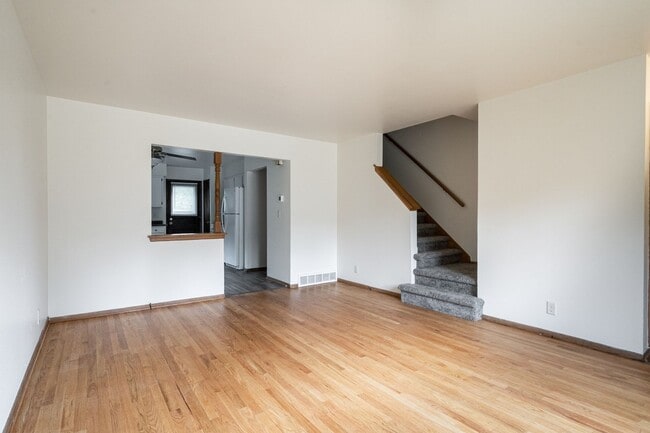 Building Photo - Josephine