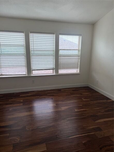 Building Photo - 12404 Coral Dr