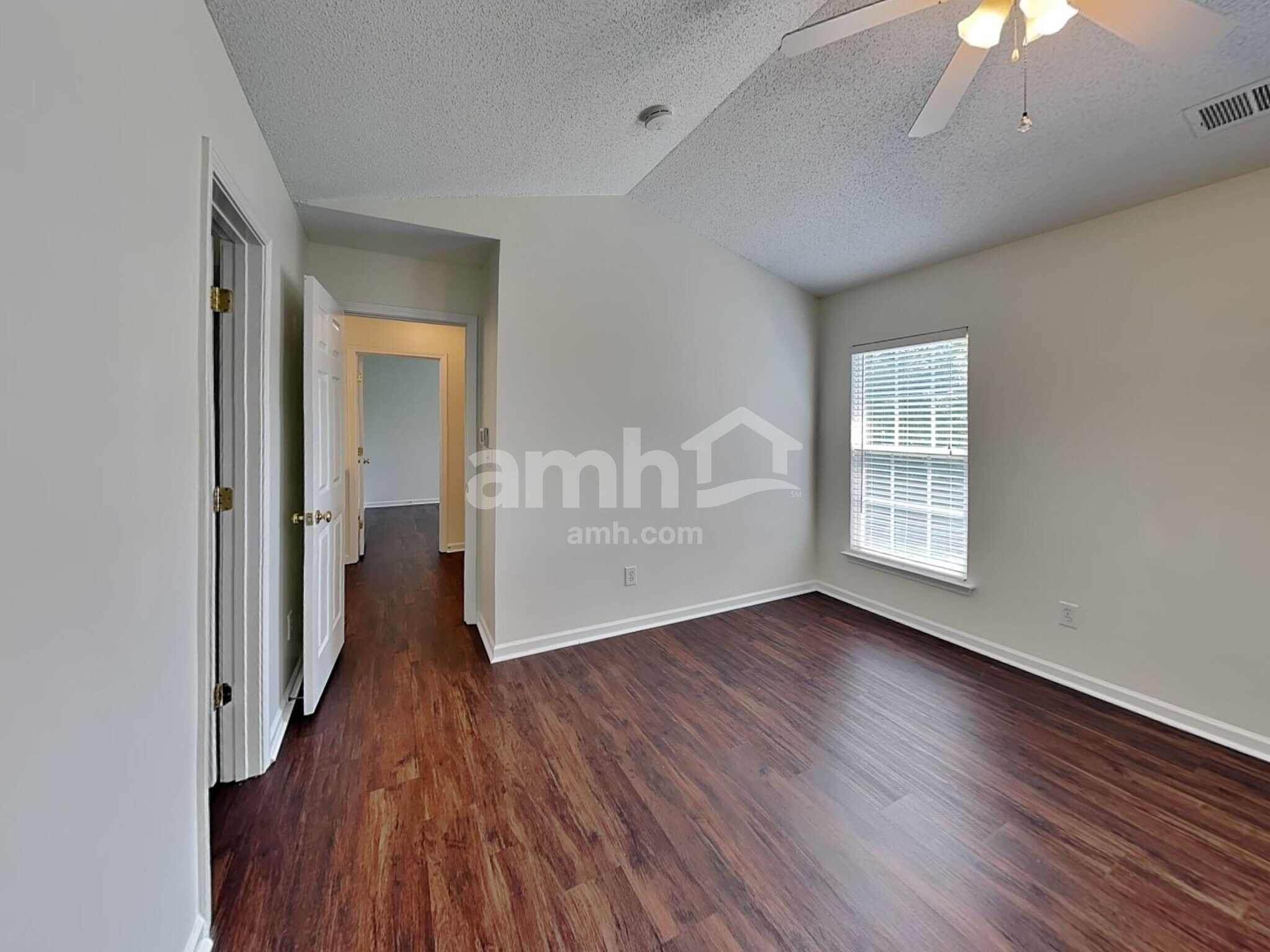 Building Photo - 126 Winborne Dr