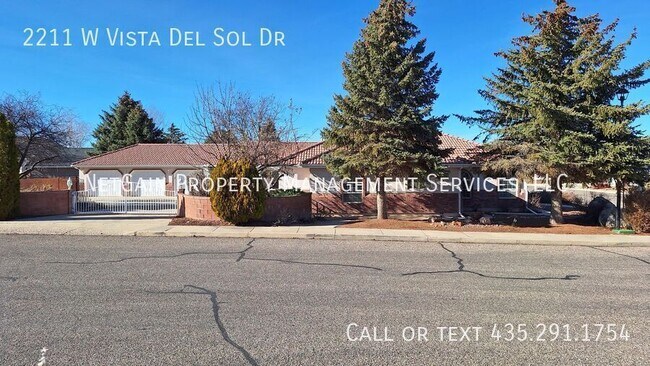 Building Photo - 2211 W Vista Del Sol Dr