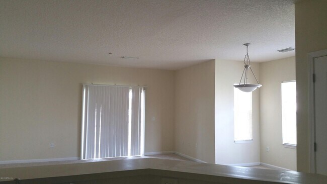 Building Photo - 3750 SILVER BLUFF Blvd