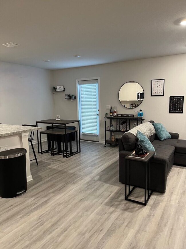 Building Photo - Modern & Efficient Home in the Amenity Rich LIBERTY Community! *1/2 OFF 1st Month's Rent & Securi...