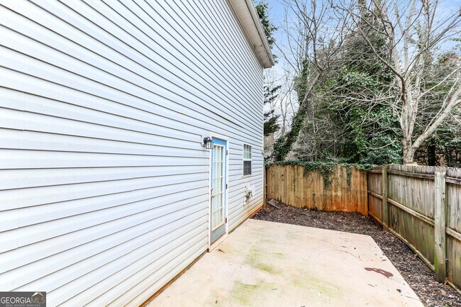 Building Photo - 8930 Capri St