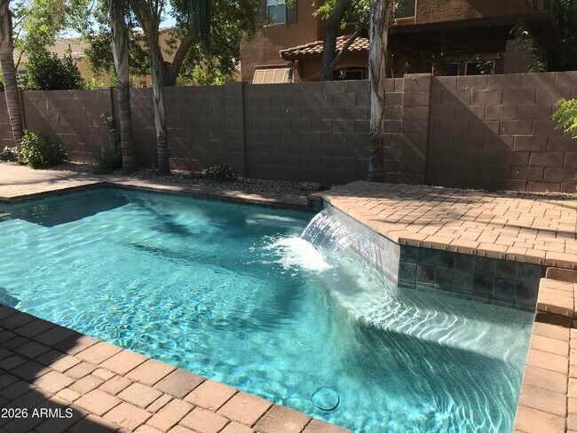 Building Photo - 4221 E Cullumber Ct