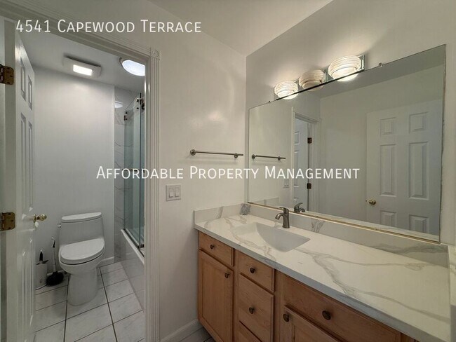 Building Photo - 4541 Capewood Terrace