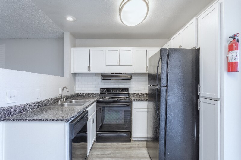 Building Photo - 145 W Pioneer Pkwy