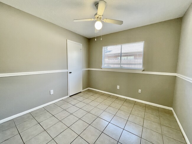 Building Photo - 7014 Caladero Dr