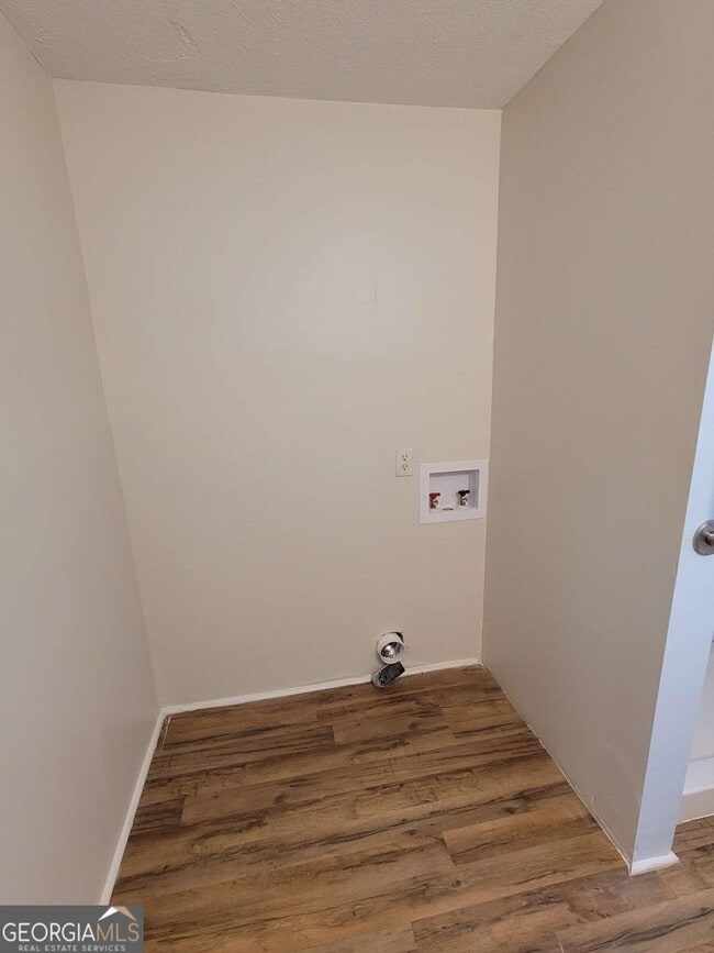 Building Photo - 1204 Jefferson Hwy