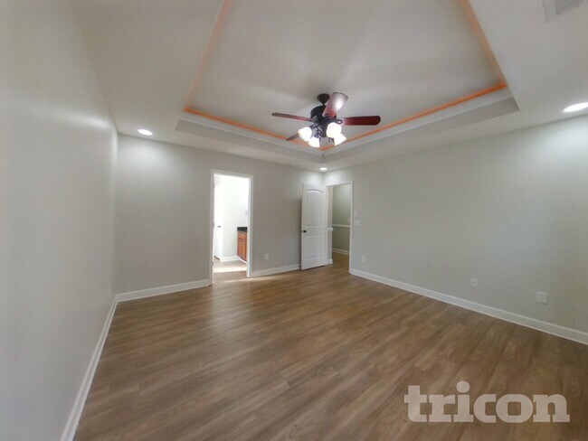 Building Photo - 580 Marchbanks Rd