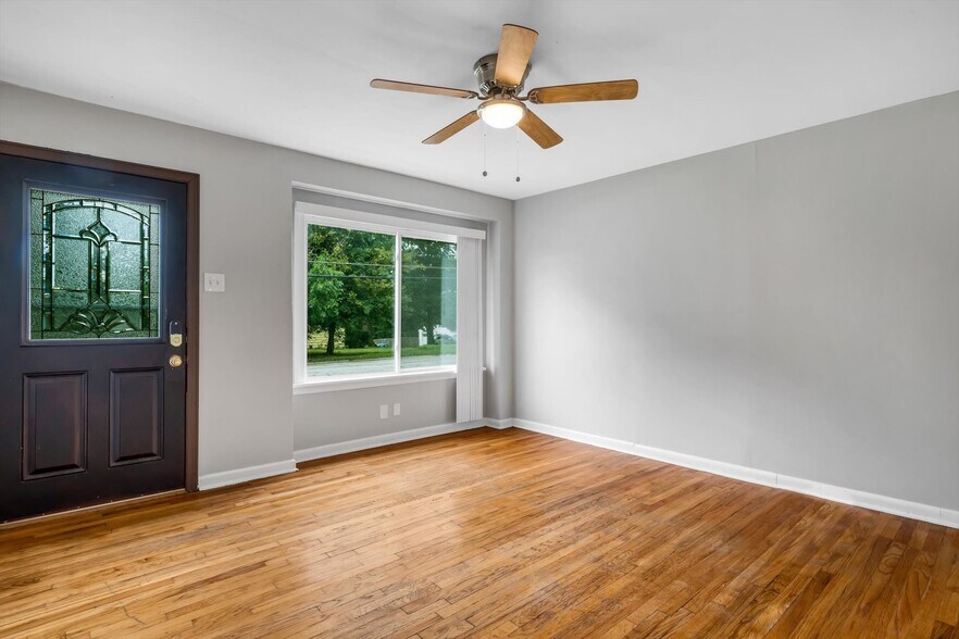 Building Photo - 8593 Engler ave