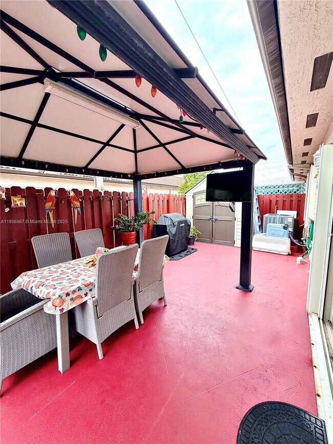 Building Photo - 13778 SW 170th Ln