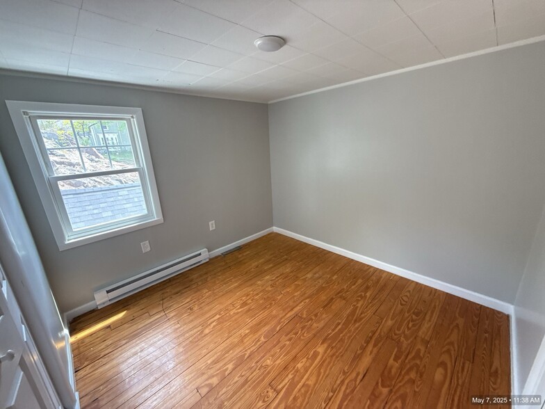 Bedroom - 751 Washington St